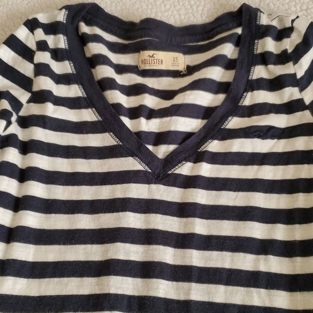 ❣️Black and White striped Hollister Blouse T-Shirt